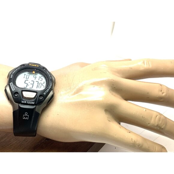 Timex Women's Watch Ironman Quartz Digital Indiglo Black Rubber Band Sport 38mm - Picture 4 of 14